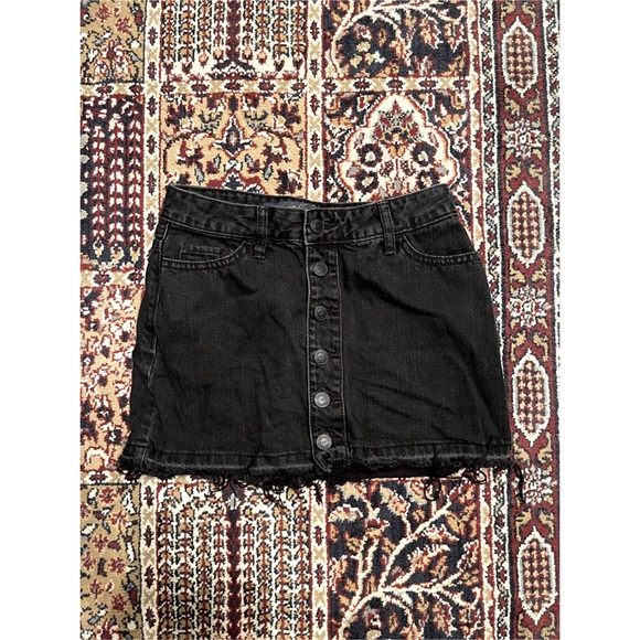 🌈 Lovely black denim skirt - Picture 2 of 8
